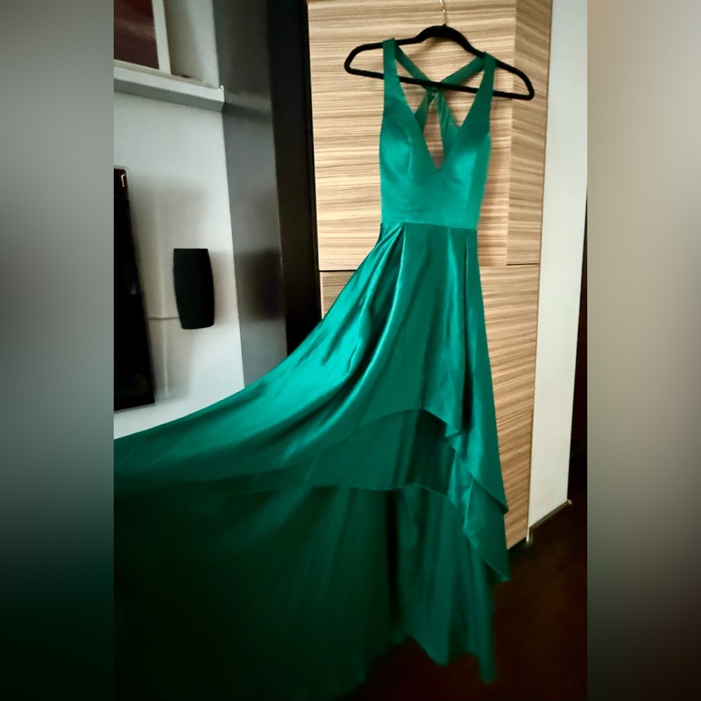 Emerald Green Deep V Cross Back High Low Satin Formal Dress - Small